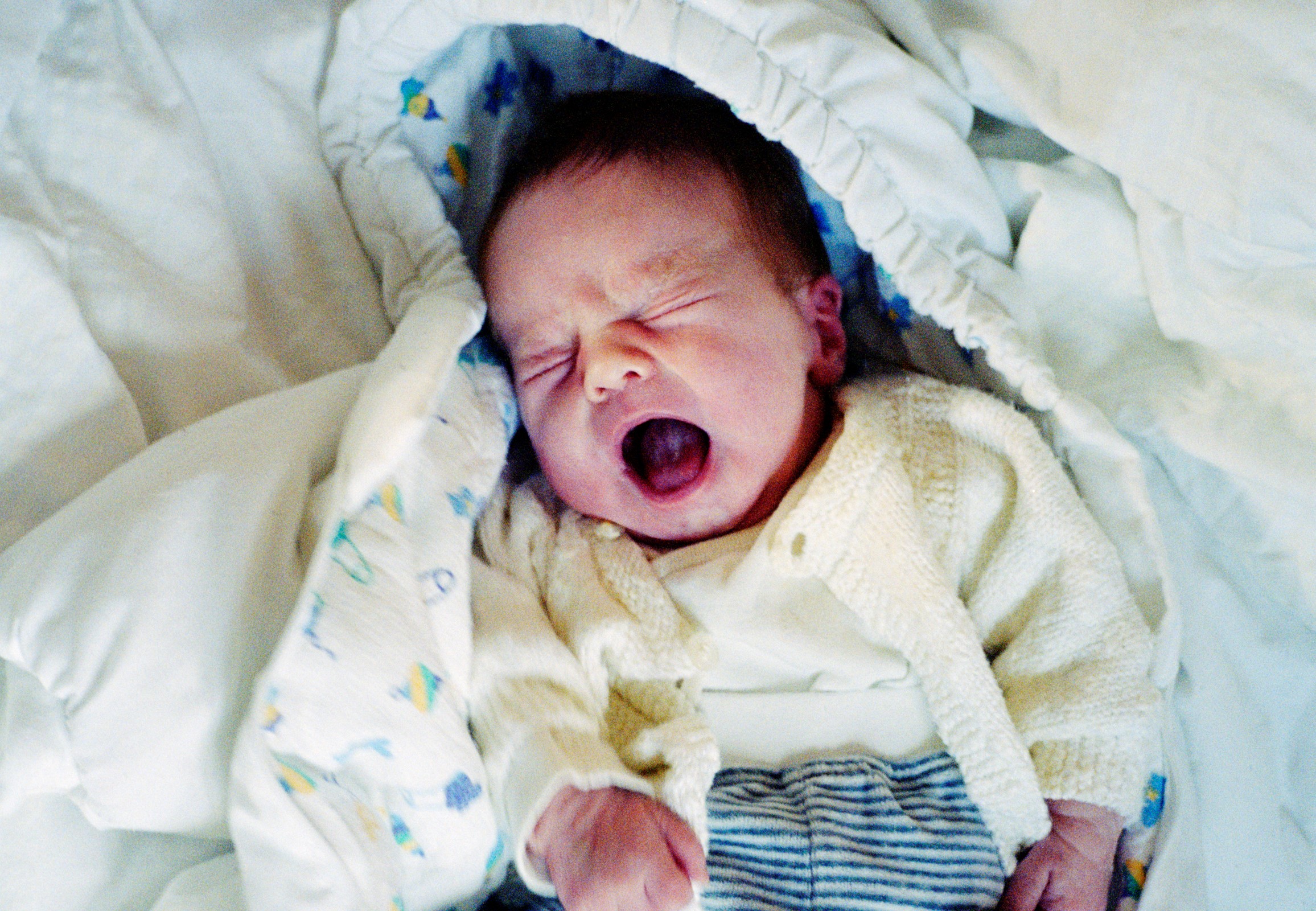 Babyer som har kolikk er ikke syke, men de gråter mye mer enn babyer vanligvis gjør.